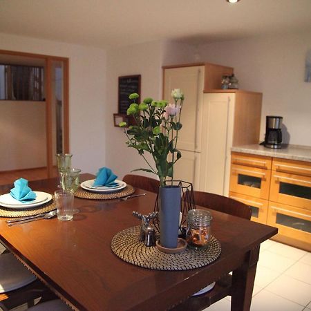 Wunderschoene Dachgeschoss - Maisonette Rostock Eksteriør bilde