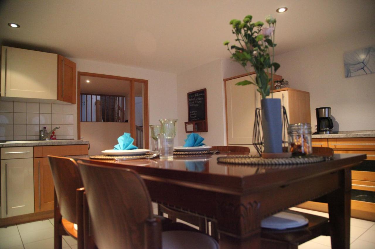 Wunderschoene Dachgeschoss - Maisonette Rostock Eksteriør bilde