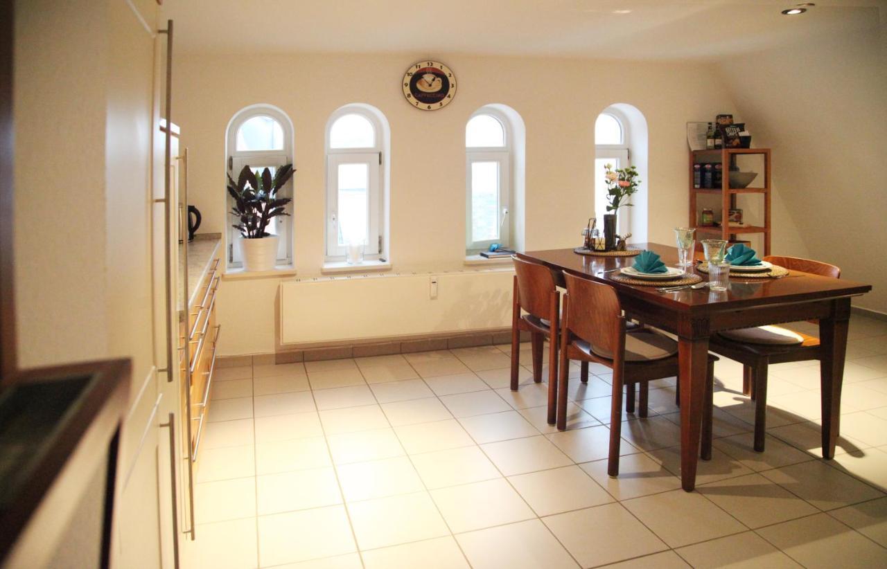 Wunderschoene Dachgeschoss - Maisonette Rostock Eksteriør bilde