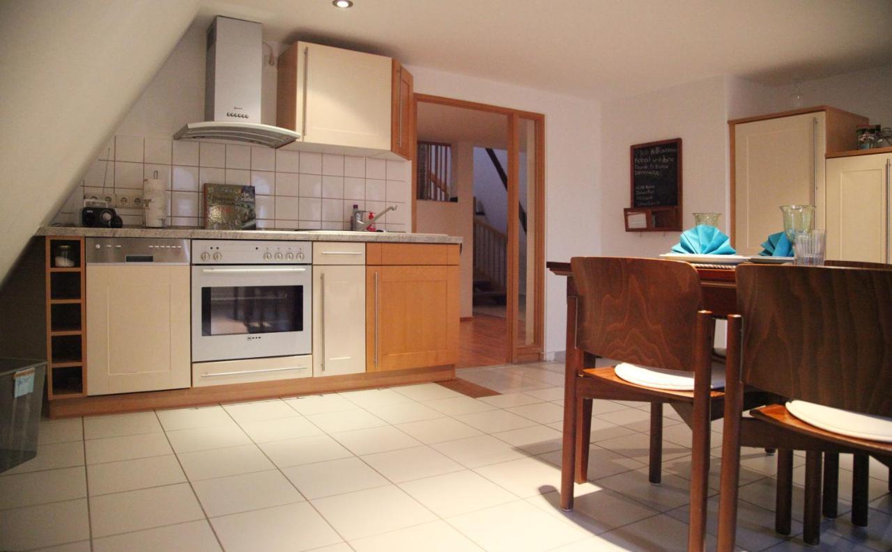 Wunderschoene Dachgeschoss - Maisonette Rostock Eksteriør bilde