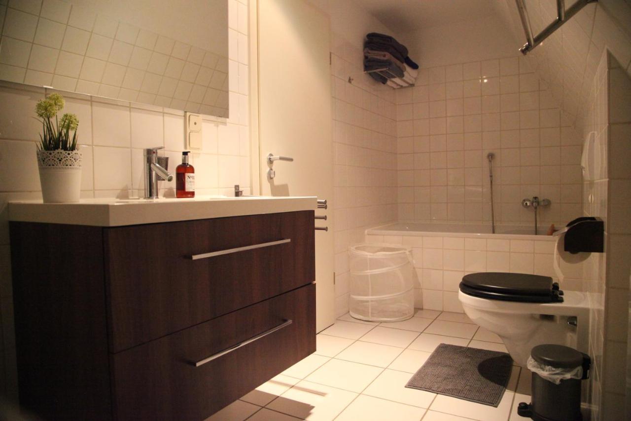 Wunderschoene Dachgeschoss - Maisonette Rostock Eksteriør bilde
